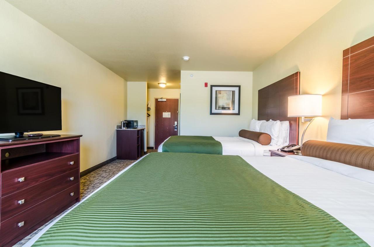 Cobblestone Inn & Suites - Barron Exterior photo